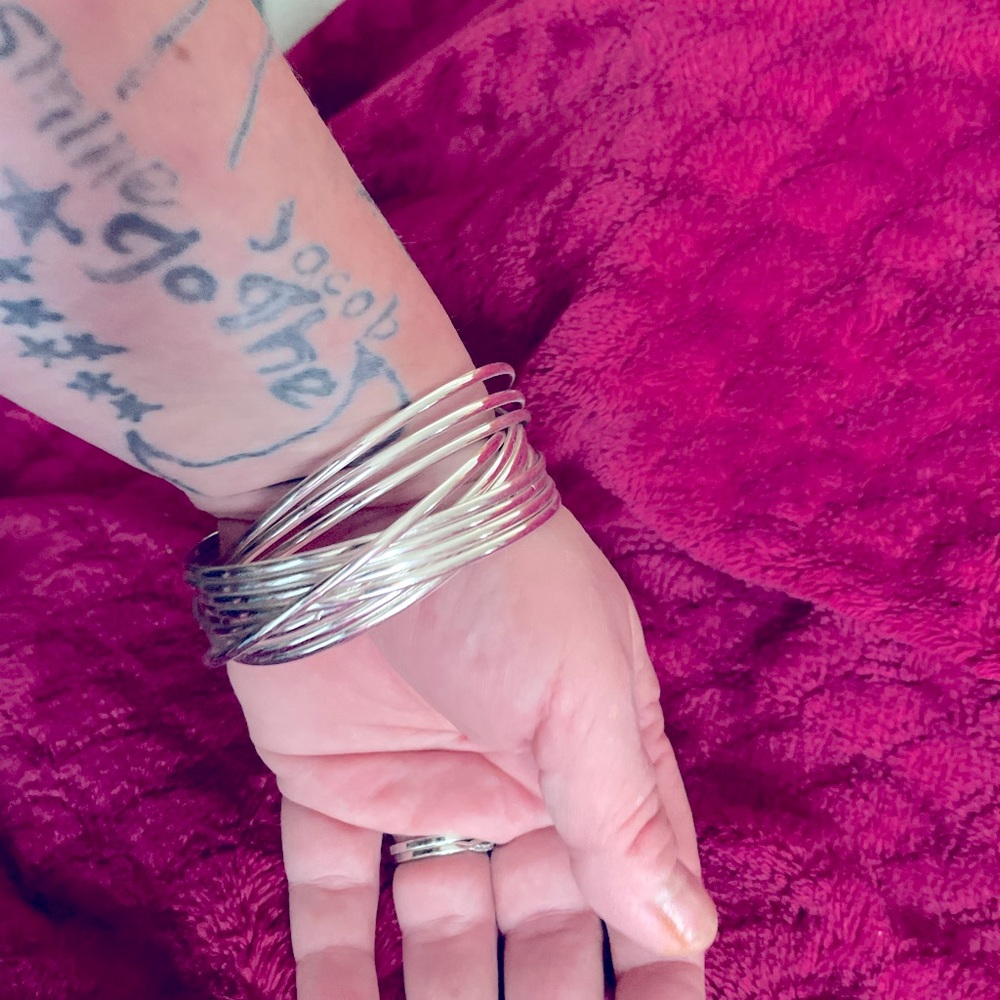 Bunch of connected bracelet silver